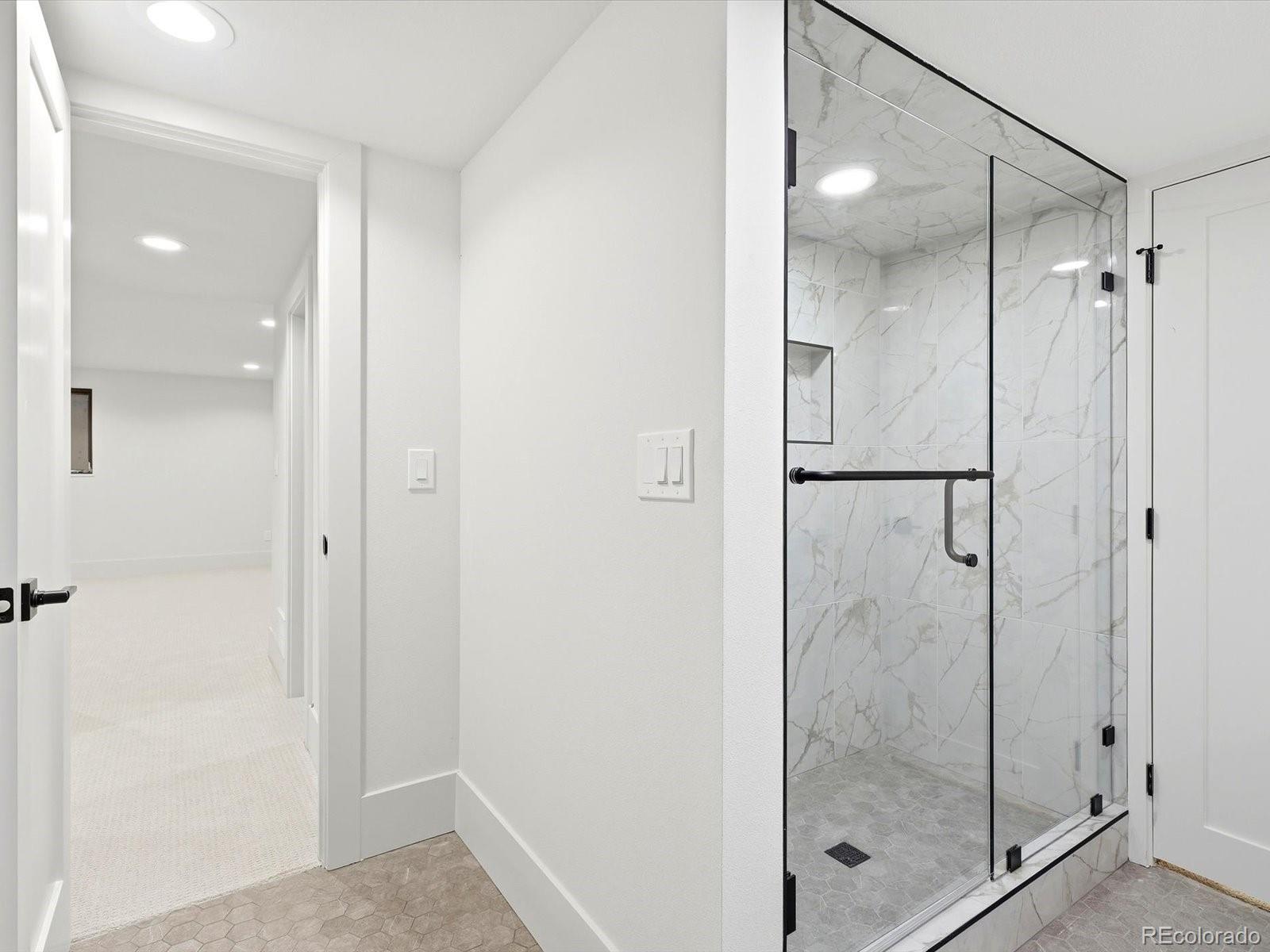 MLS Image #30 for 2800 s university boulevard,denver, Colorado
