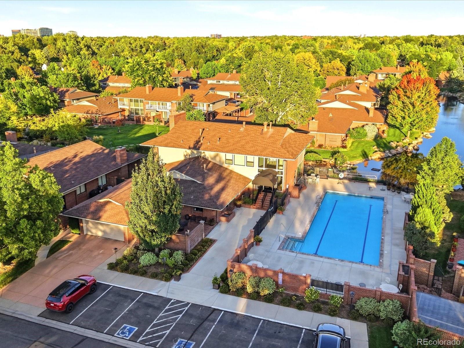 MLS Image #37 for 2800 s university boulevard,denver, Colorado
