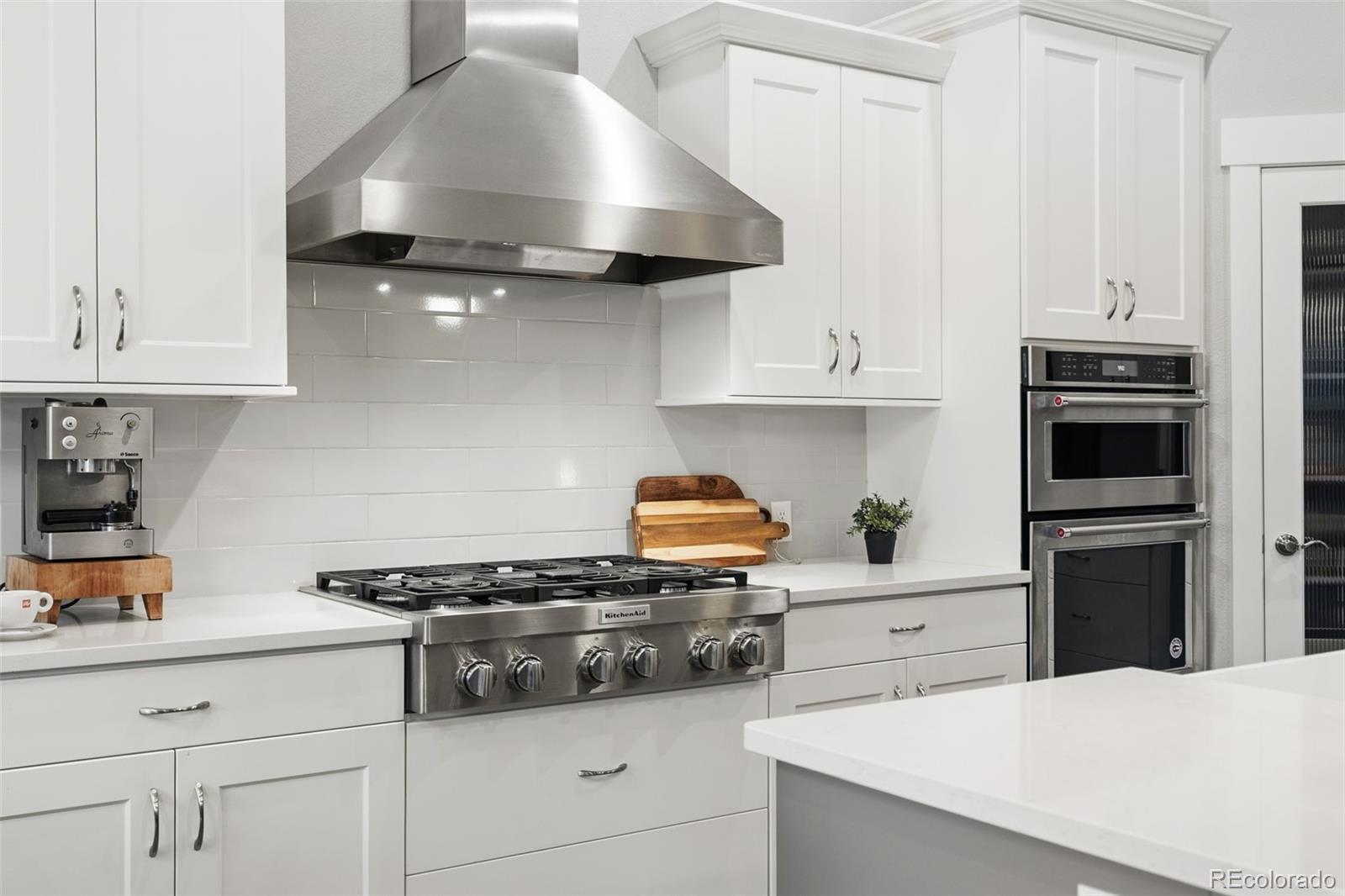 MLS Image #10 for 335  spring beauty drive,berthoud, Colorado