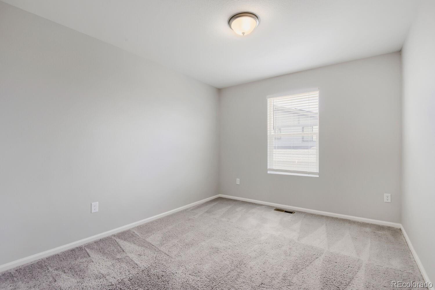 MLS Image #13 for 6302 n fulton street,denver, Colorado