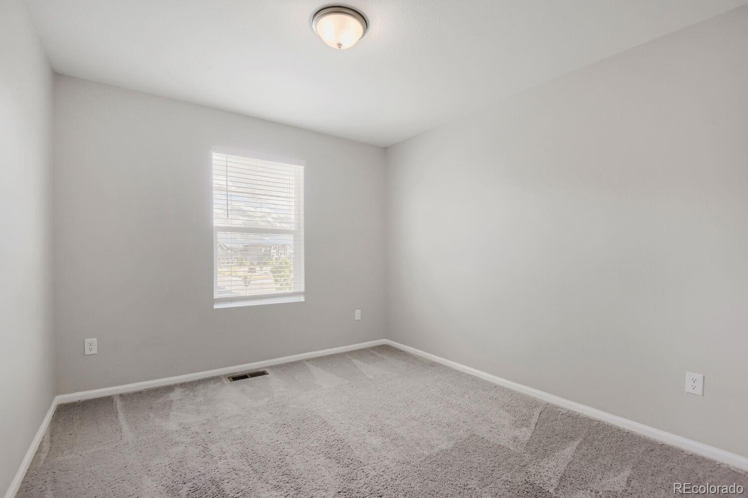 MLS Image #15 for 6302 n fulton street,denver, Colorado