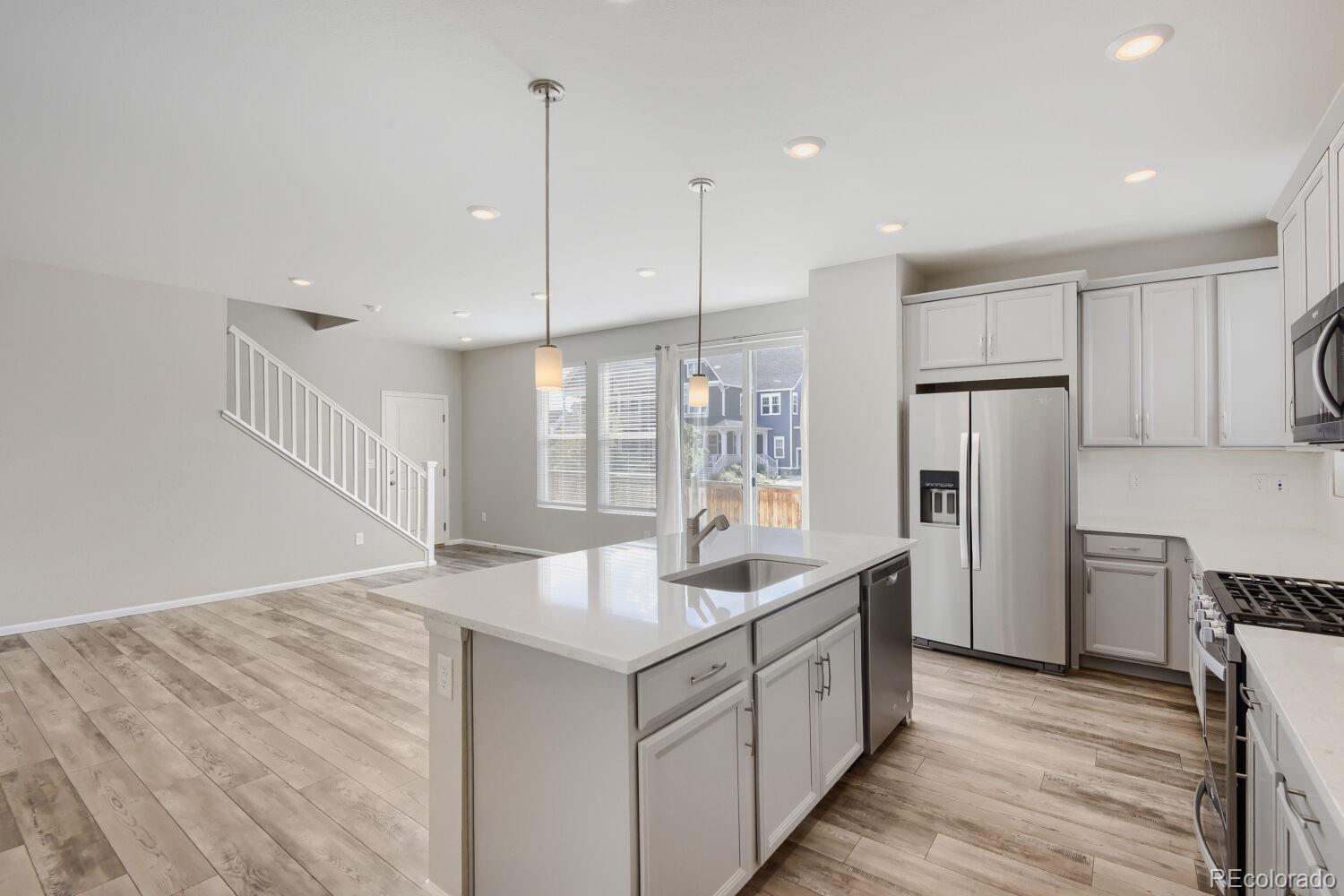 MLS Image #6 for 6302 n fulton street,denver, Colorado