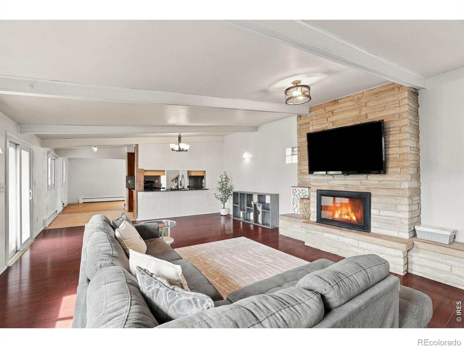 MLS Image #10 for 1654 s perry street,denver, Colorado