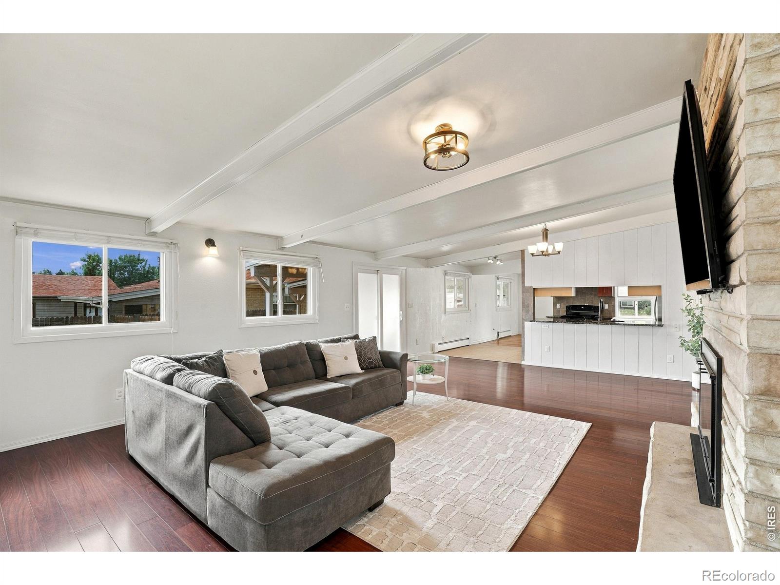 MLS Image #11 for 1654 s perry street,denver, Colorado