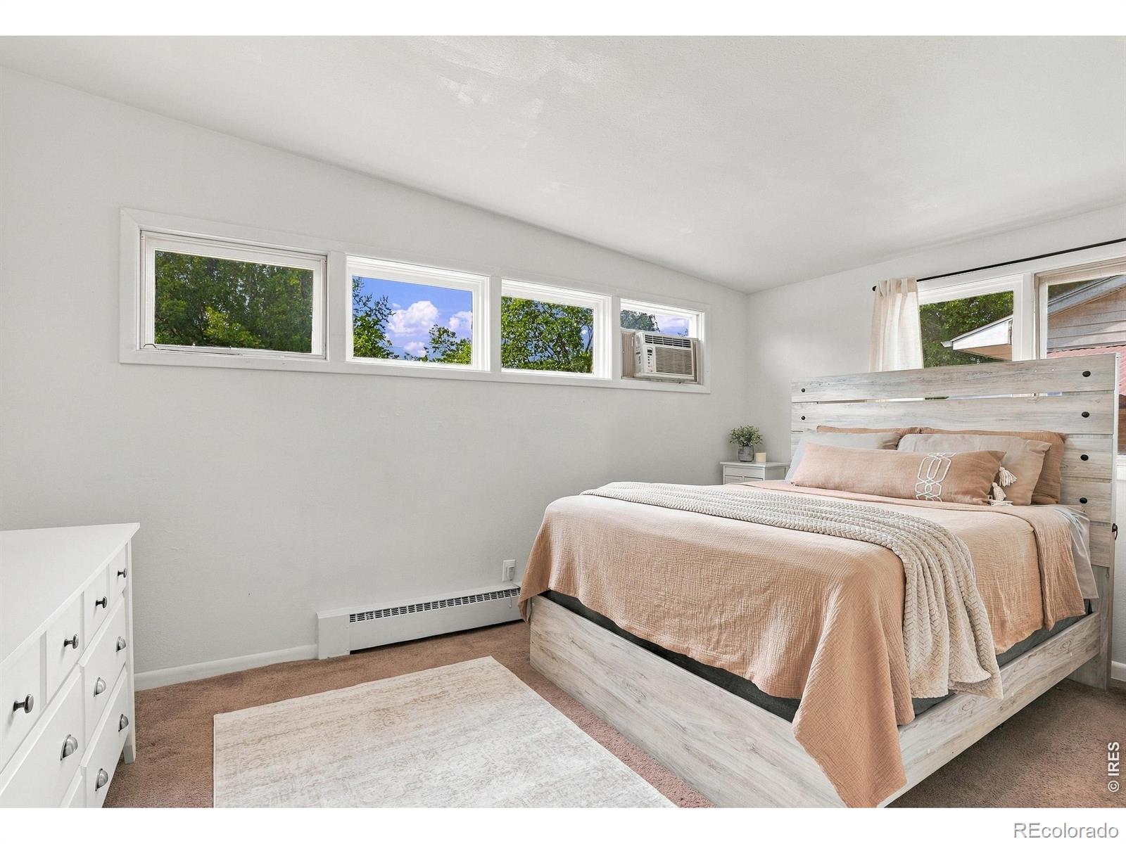 MLS Image #13 for 1654 s perry street,denver, Colorado