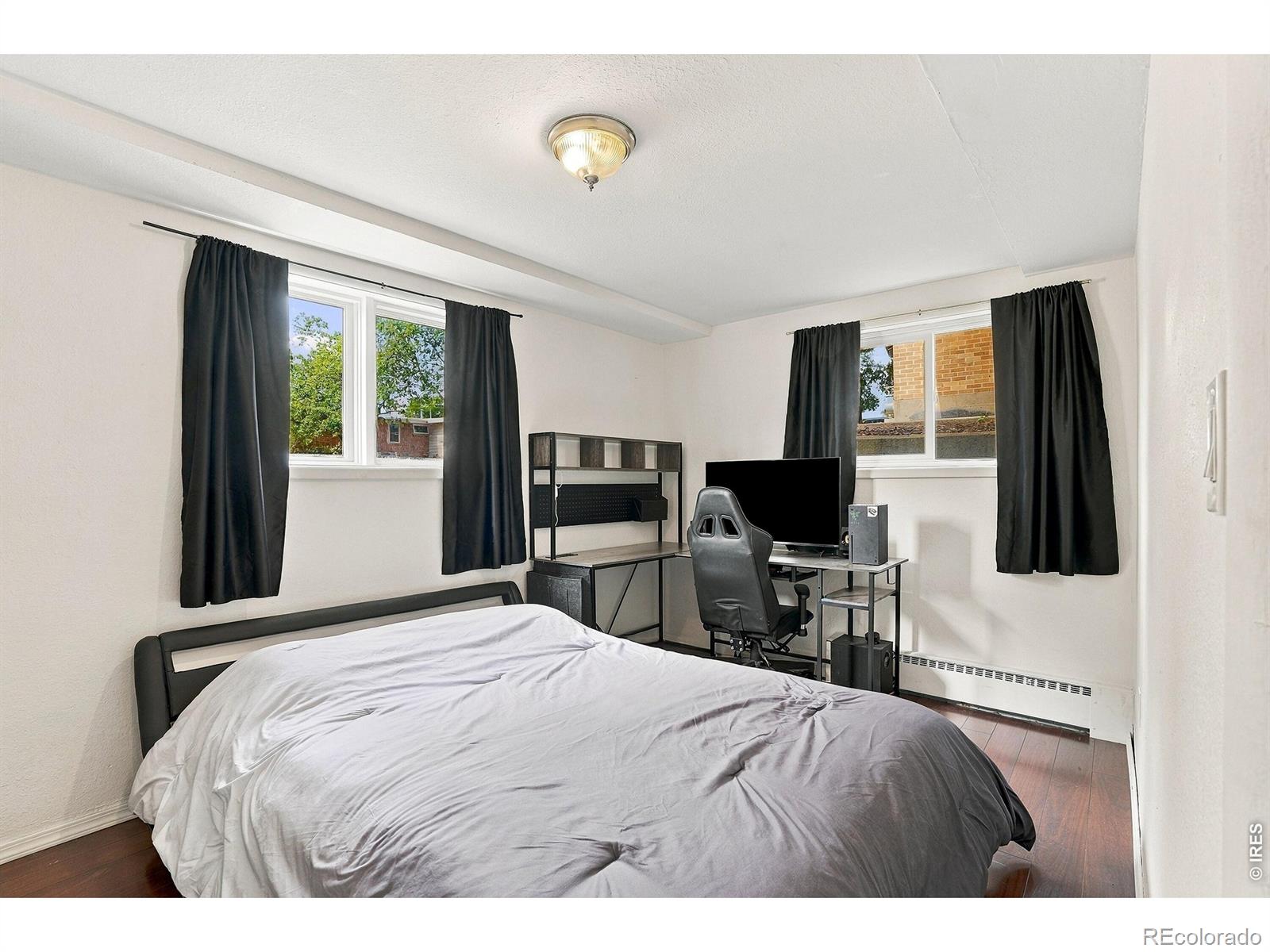 MLS Image #18 for 1654 s perry street,denver, Colorado