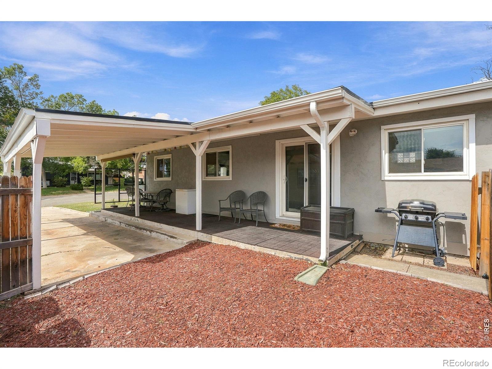 MLS Image #21 for 1654 s perry street,denver, Colorado