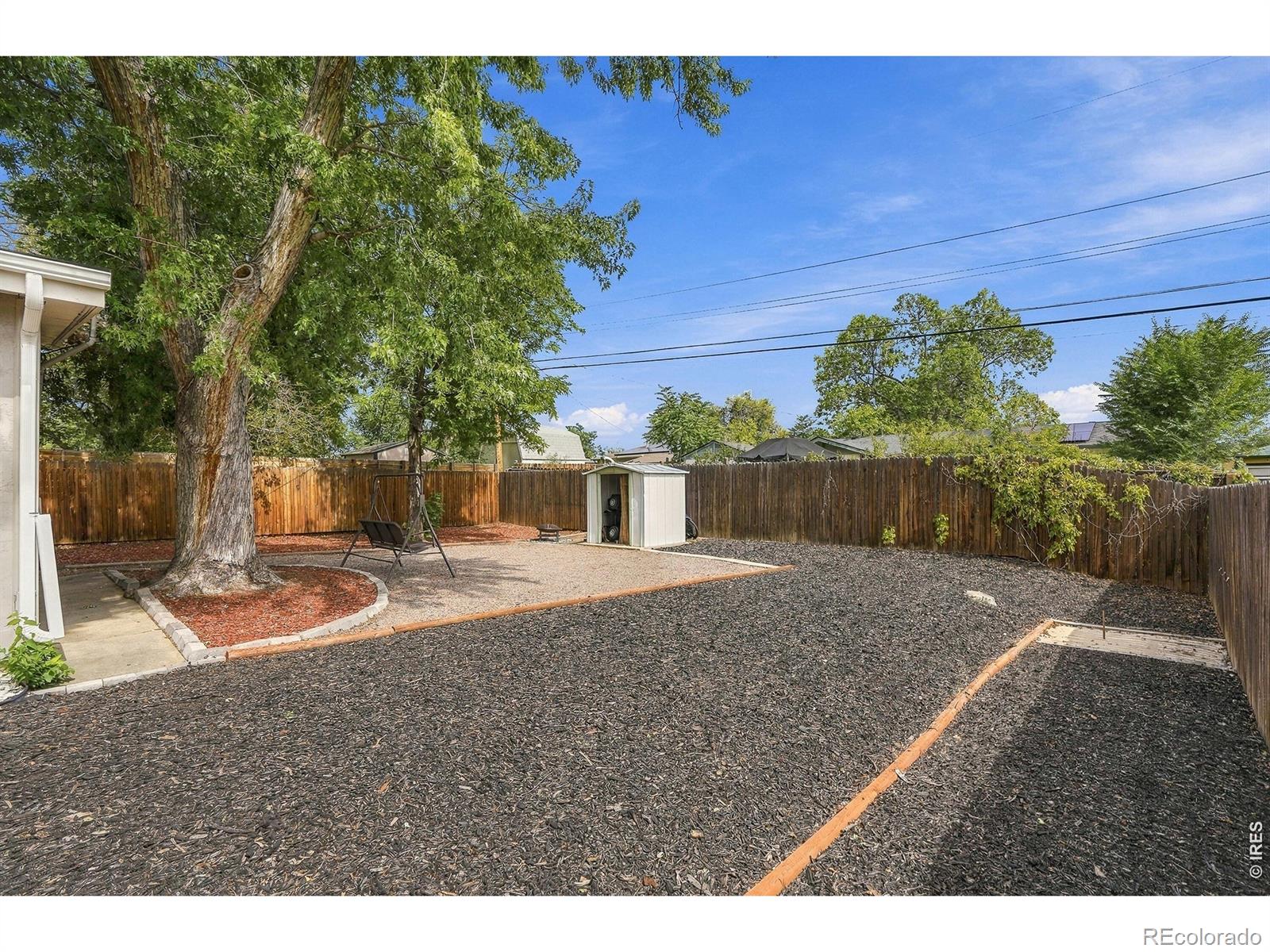 MLS Image #22 for 1654 s perry street,denver, Colorado