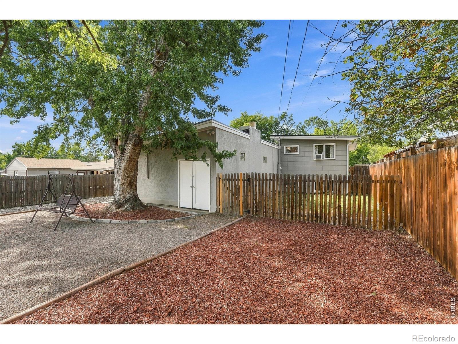 MLS Image #24 for 1654 s perry street,denver, Colorado