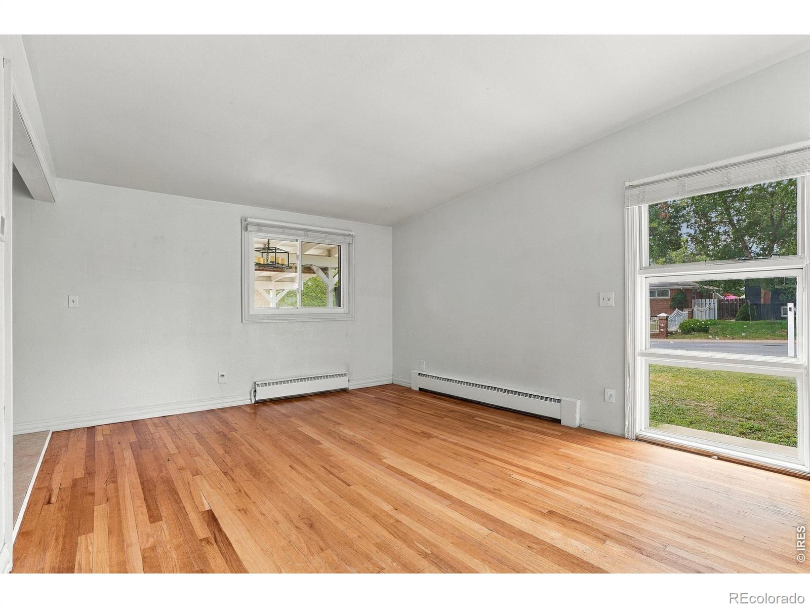 MLS Image #3 for 1654 s perry street,denver, Colorado