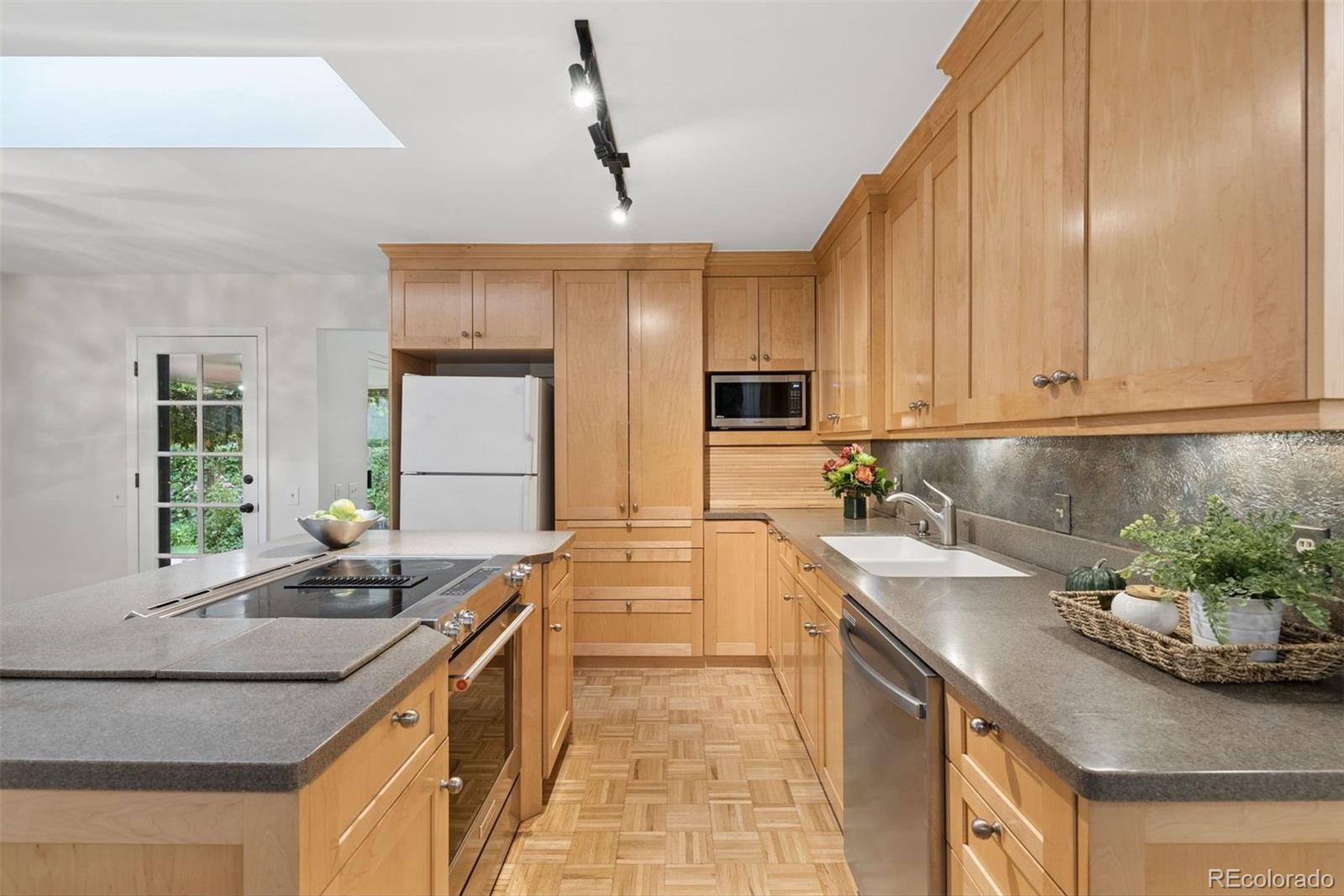 MLS Image #11 for 9821 e walsh place,denver, Colorado