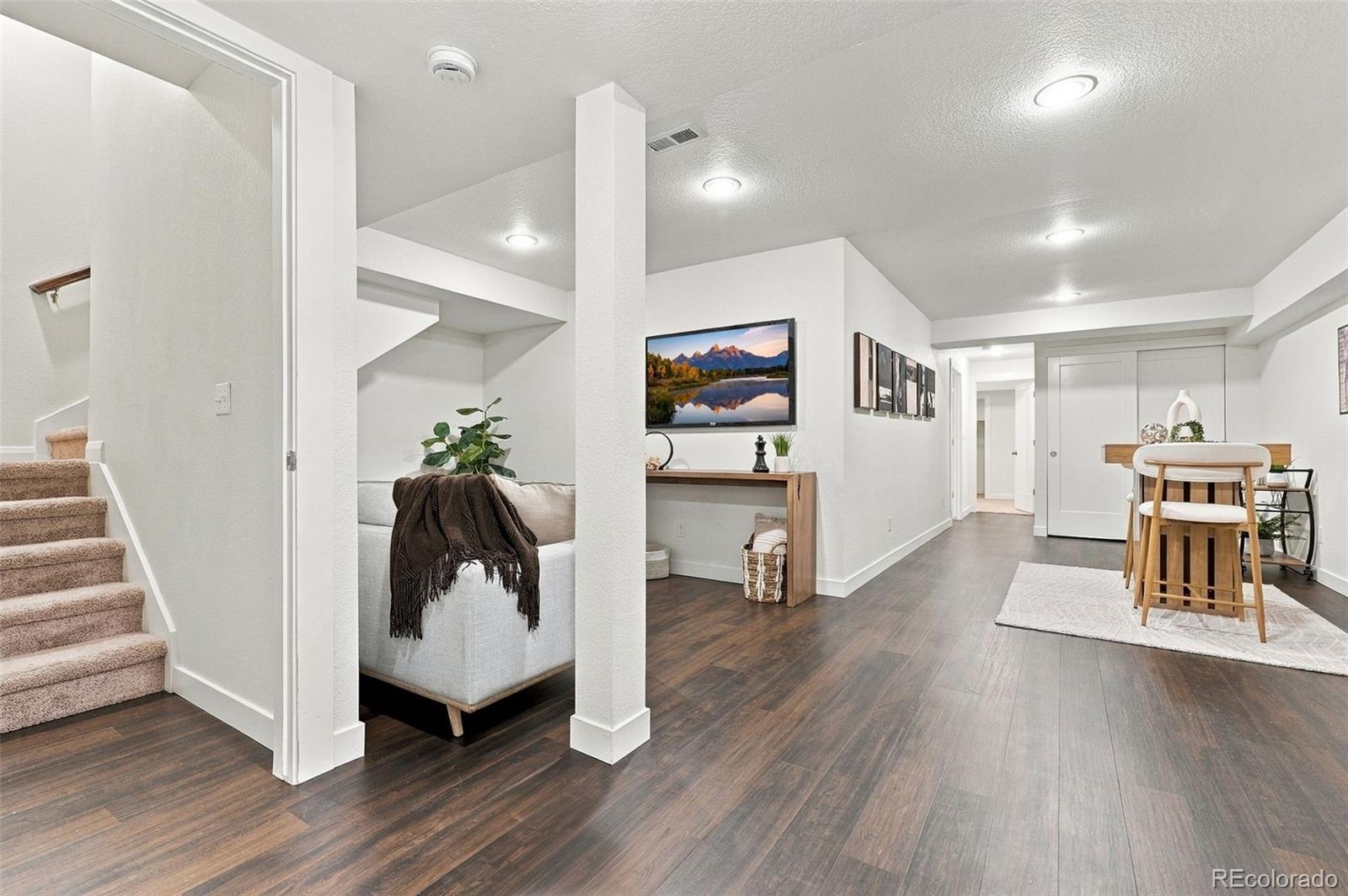 MLS Image #29 for 6737  alan drive,denver, Colorado