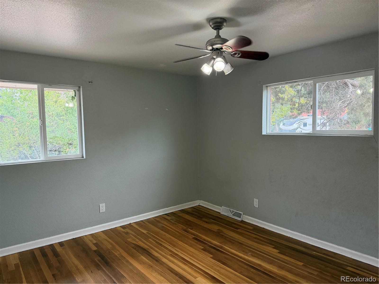 MLS Image #12 for 281  lansing street,aurora, Colorado