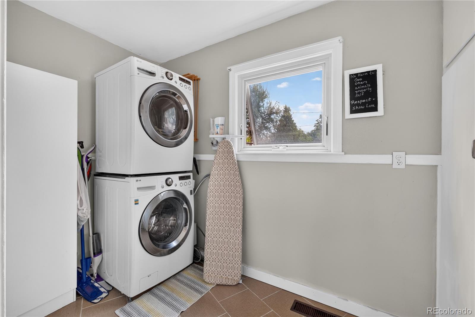 MLS Image #12 for 2407  balboa street,colorado springs, Colorado