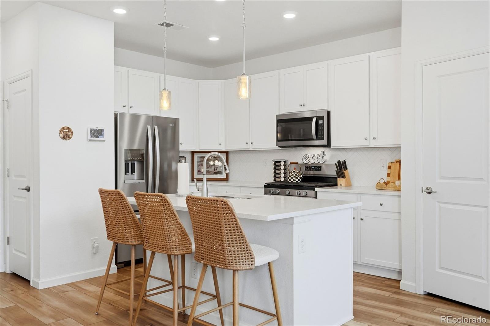 MLS Image #1 for 440  millwall circle,castle pines, Colorado