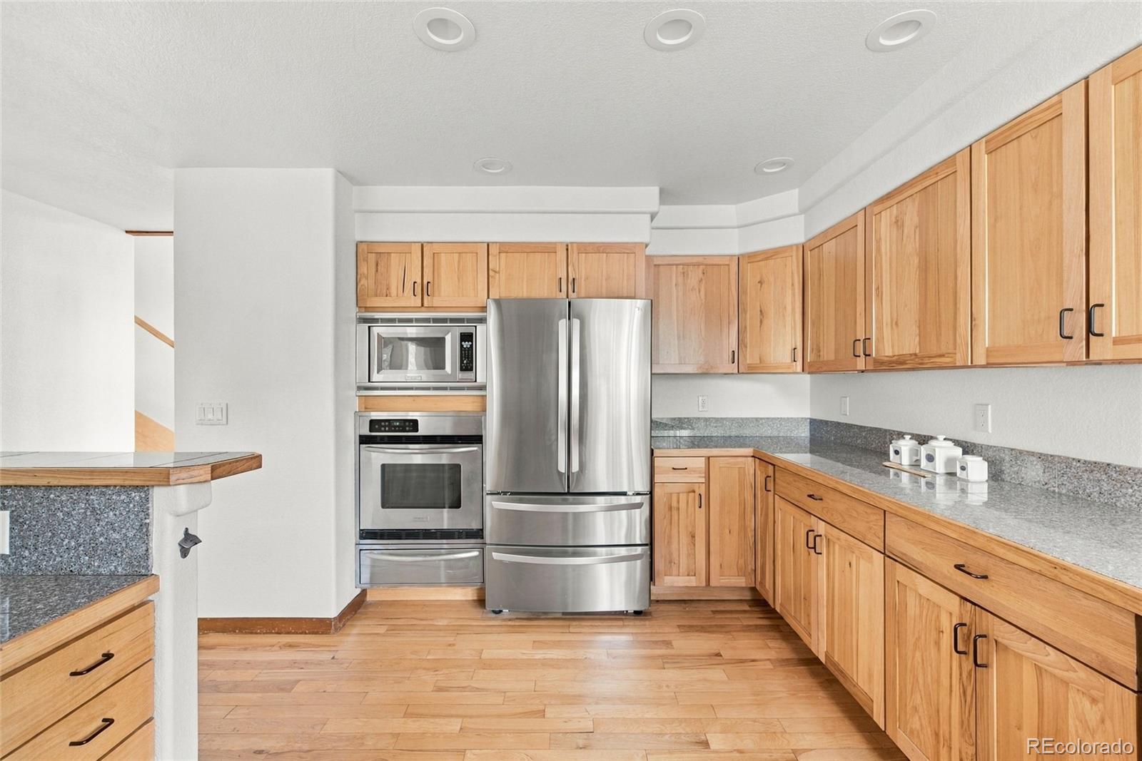 MLS Image #10 for 11982 w 70th place,arvada, Colorado