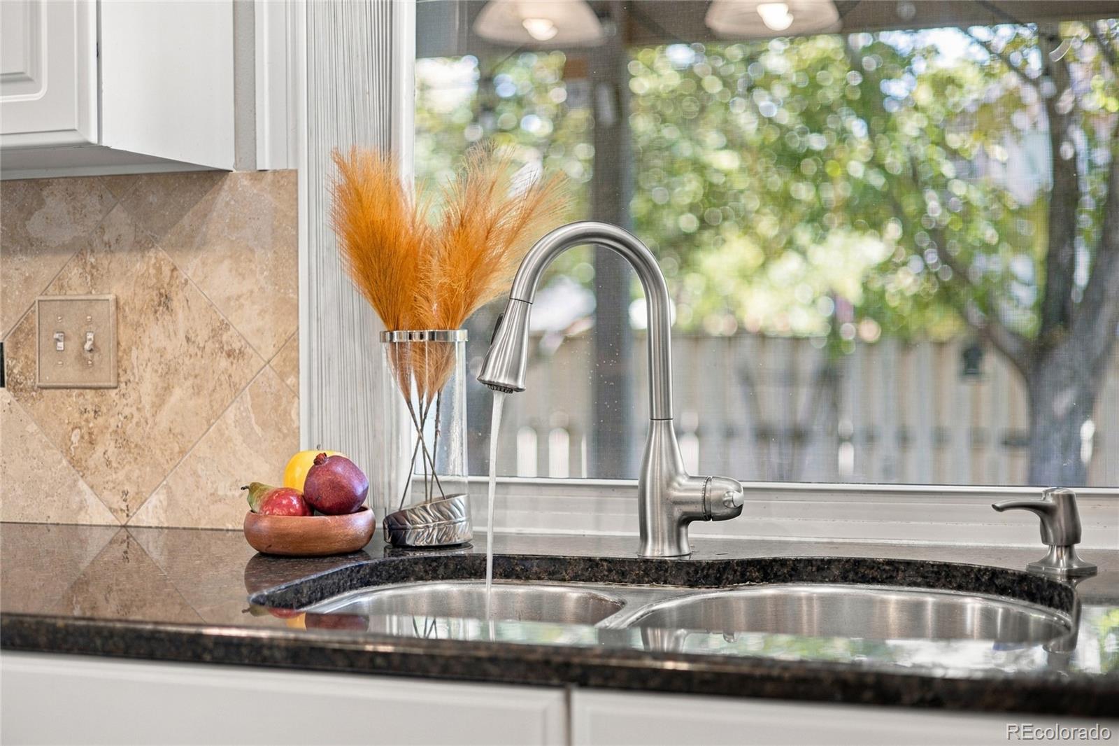 MLS Image #12 for 2411 s holman circle,lakewood, Colorado
