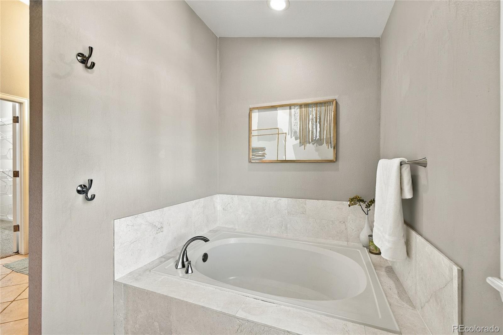MLS Image #32 for 2411 s holman circle,lakewood, Colorado