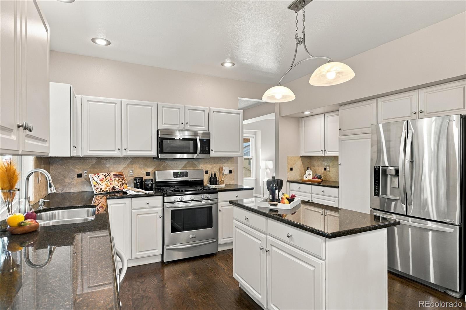 MLS Image #9 for 2411 s holman circle,lakewood, Colorado