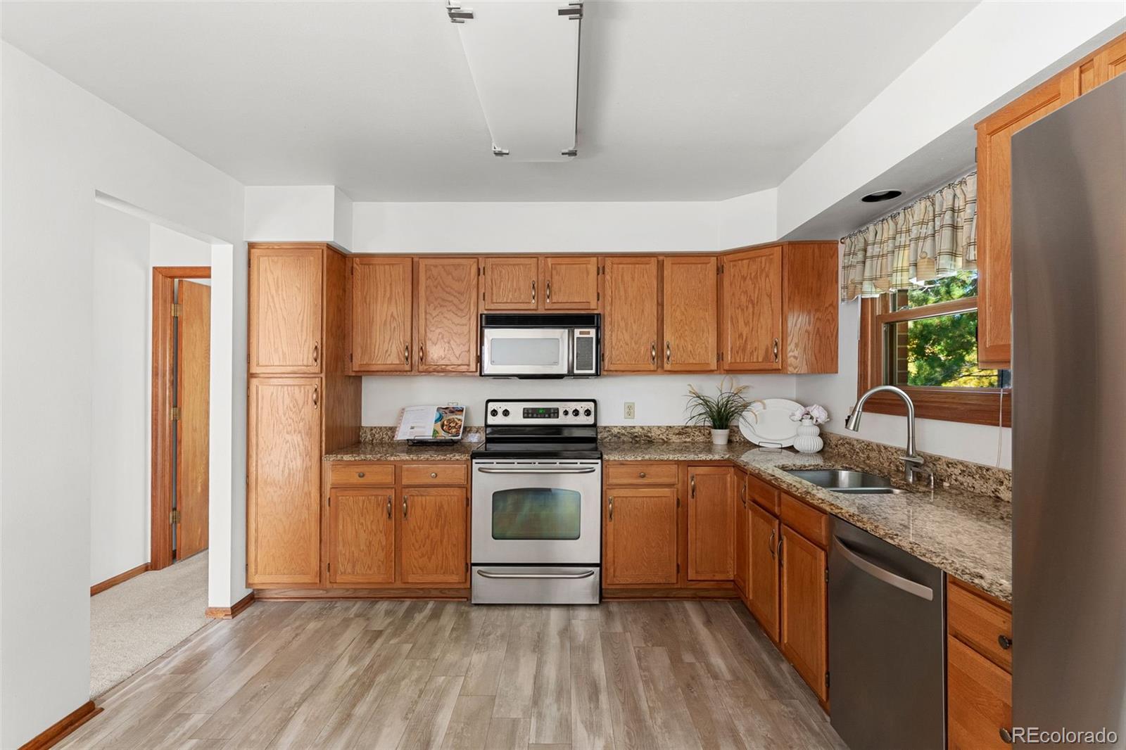 MLS Image #7 for 8968  greenspointe lane,highlands ranch, Colorado