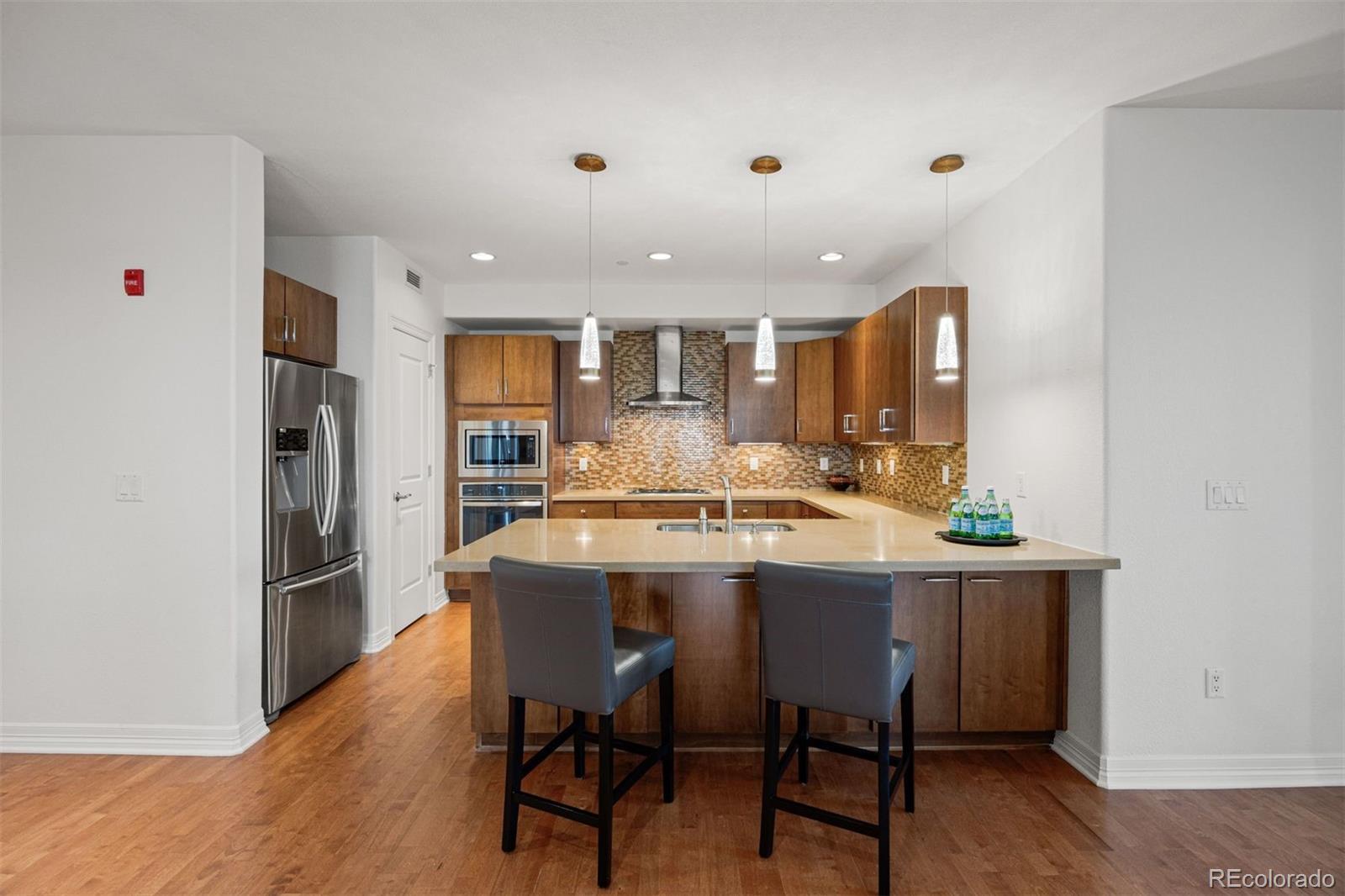 MLS Image #2 for 89 n rampart way,denver, Colorado