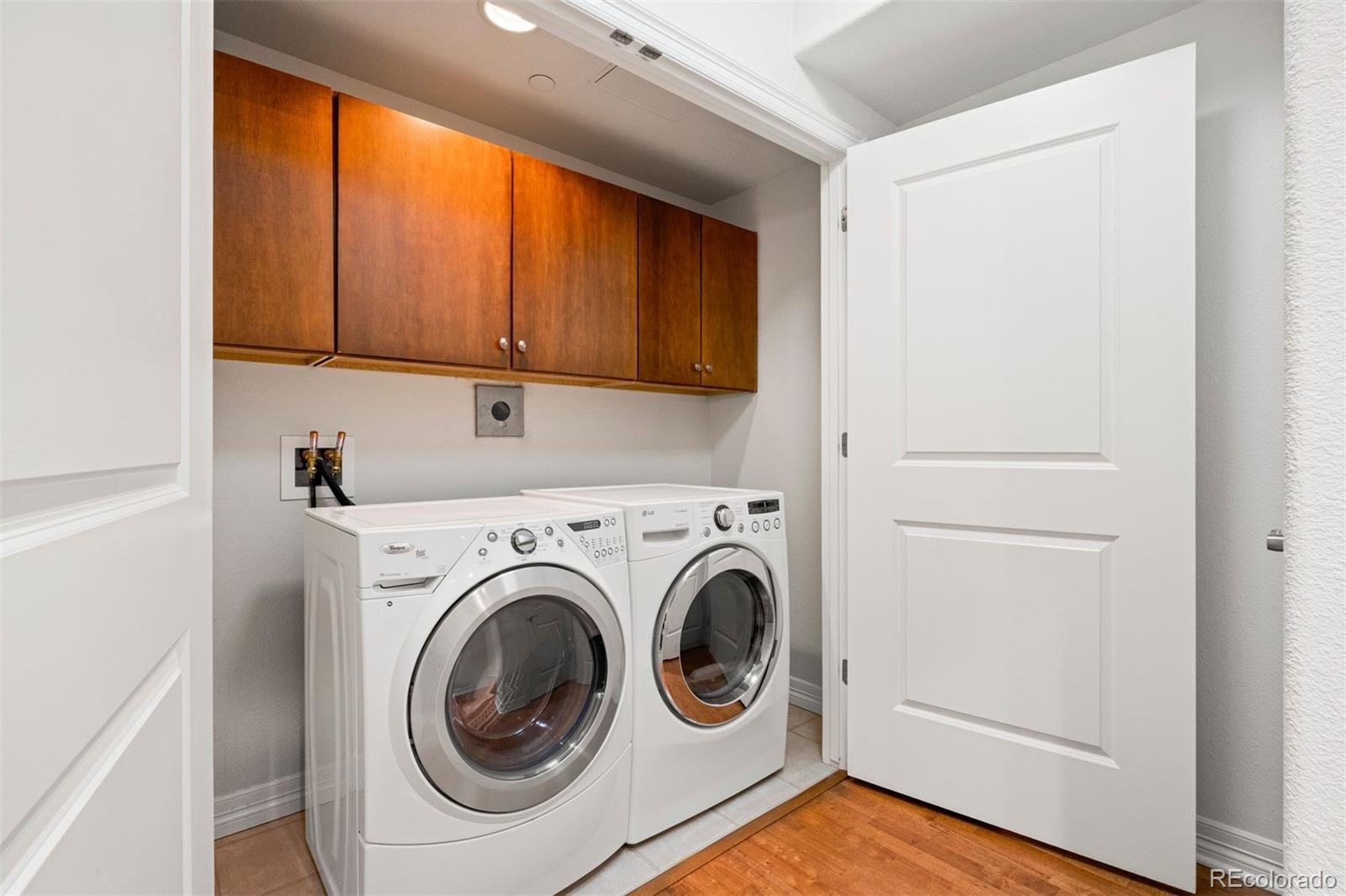 MLS Image #25 for 89 n rampart way,denver, Colorado