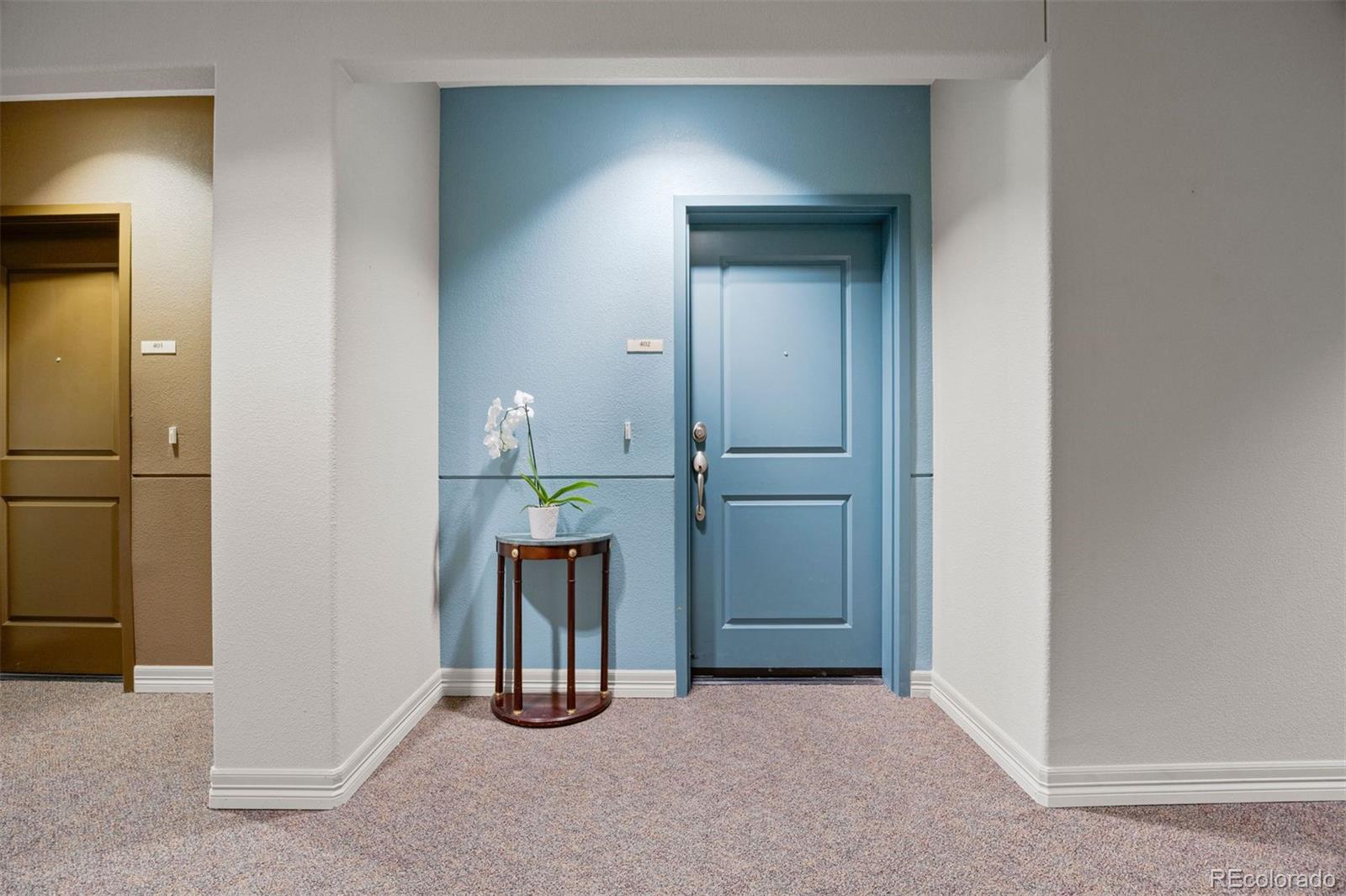 MLS Image #32 for 89 n rampart way,denver, Colorado