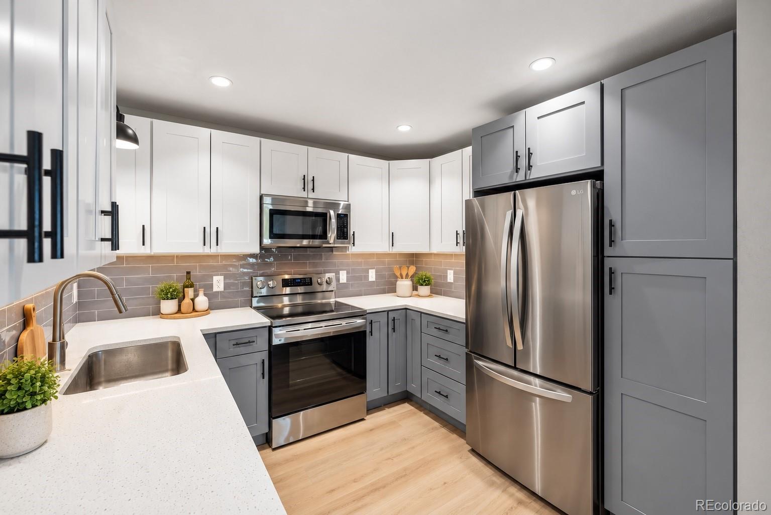 MLS Image #1 for 775 s alton way 5d,denver, Colorado