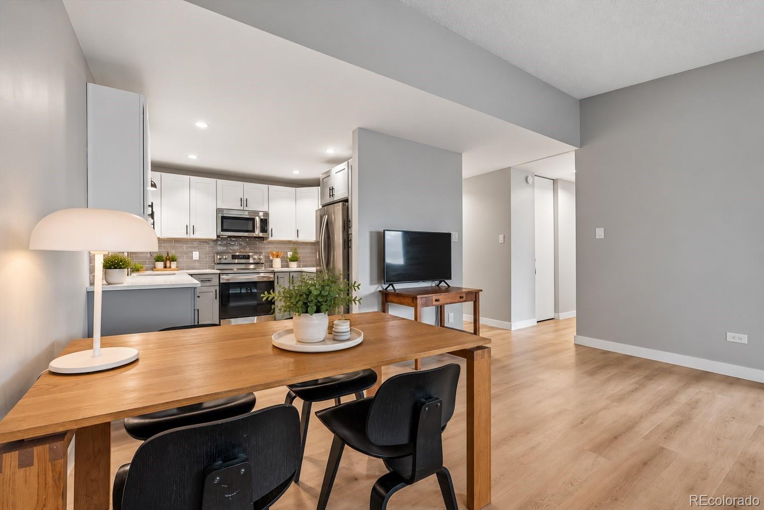MLS Image #3 for 775 s alton way 5d,denver, Colorado