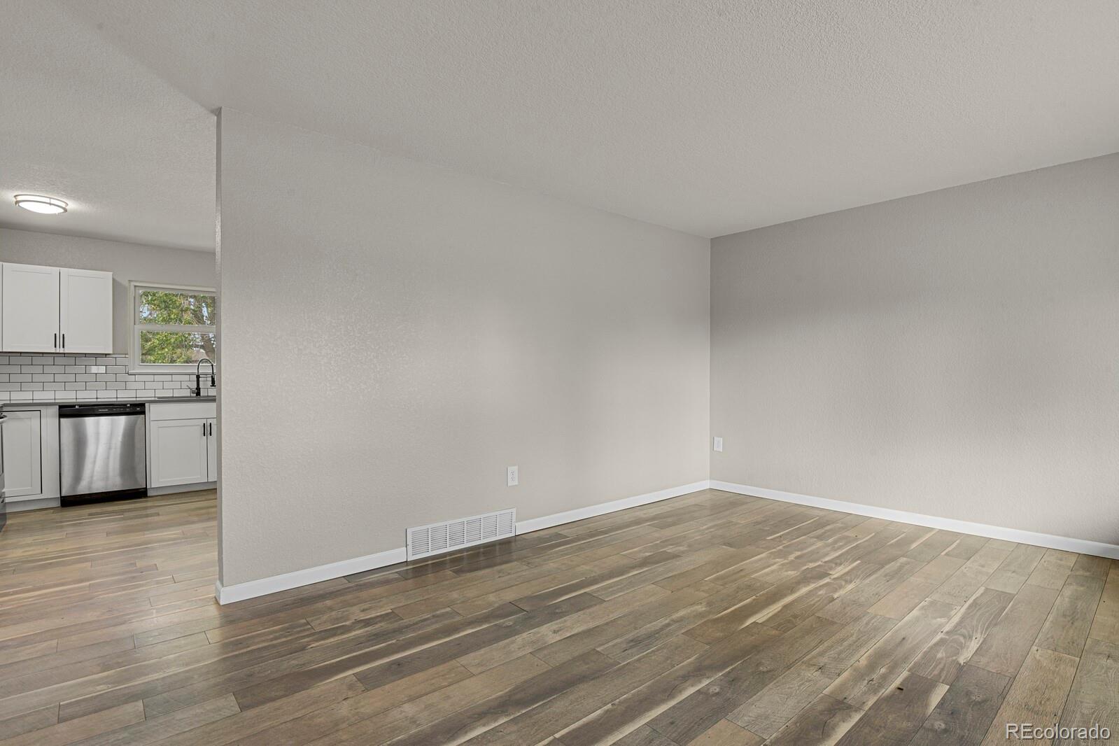 MLS Image #2 for 1985  longbranch street,strasburg, Colorado