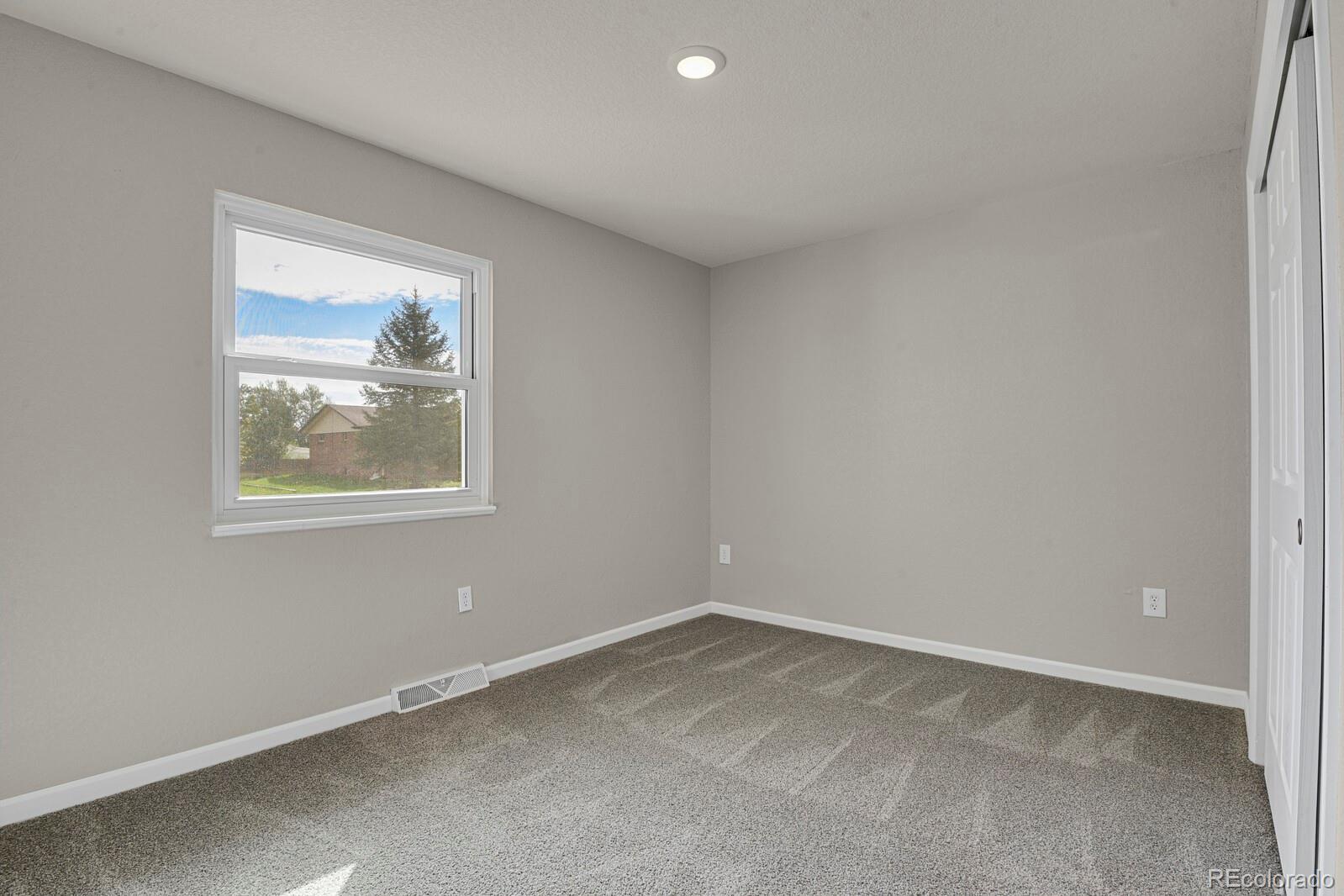 MLS Image #9 for 1985  longbranch street,strasburg, Colorado