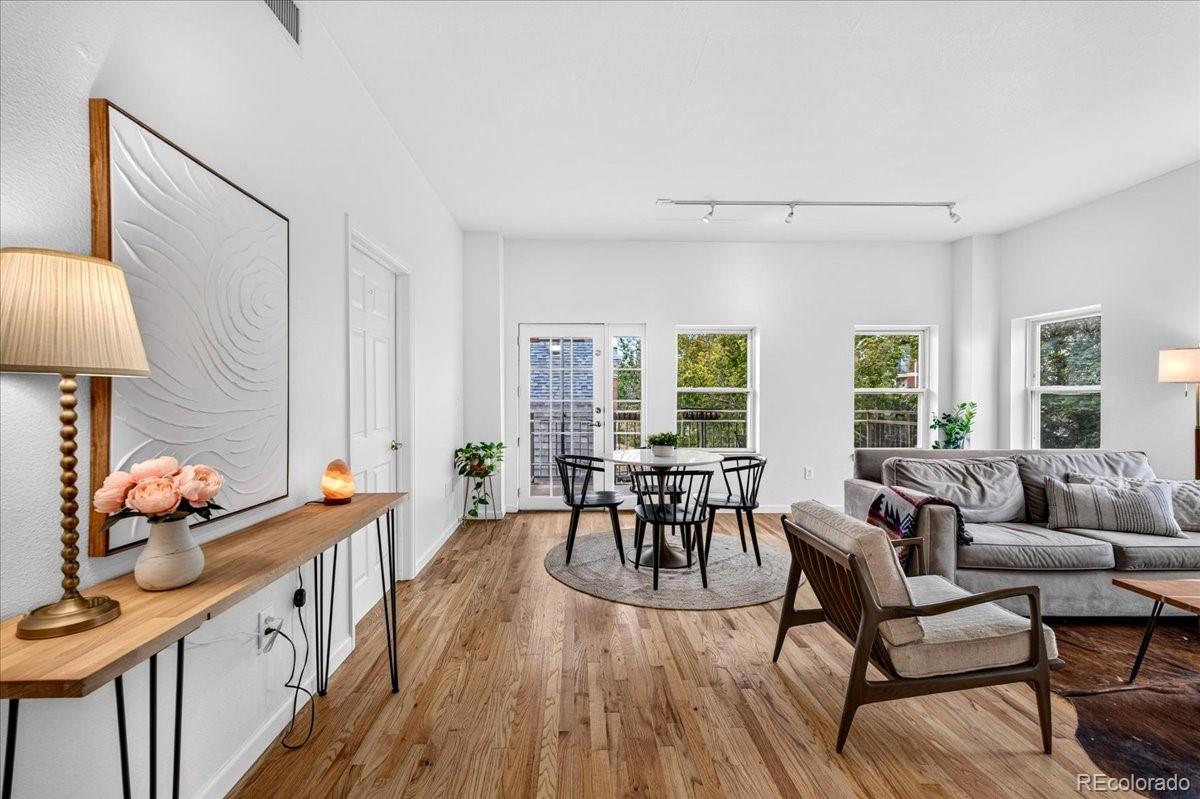 MLS Image #5 for 1780 n washington street 202,denver, Colorado