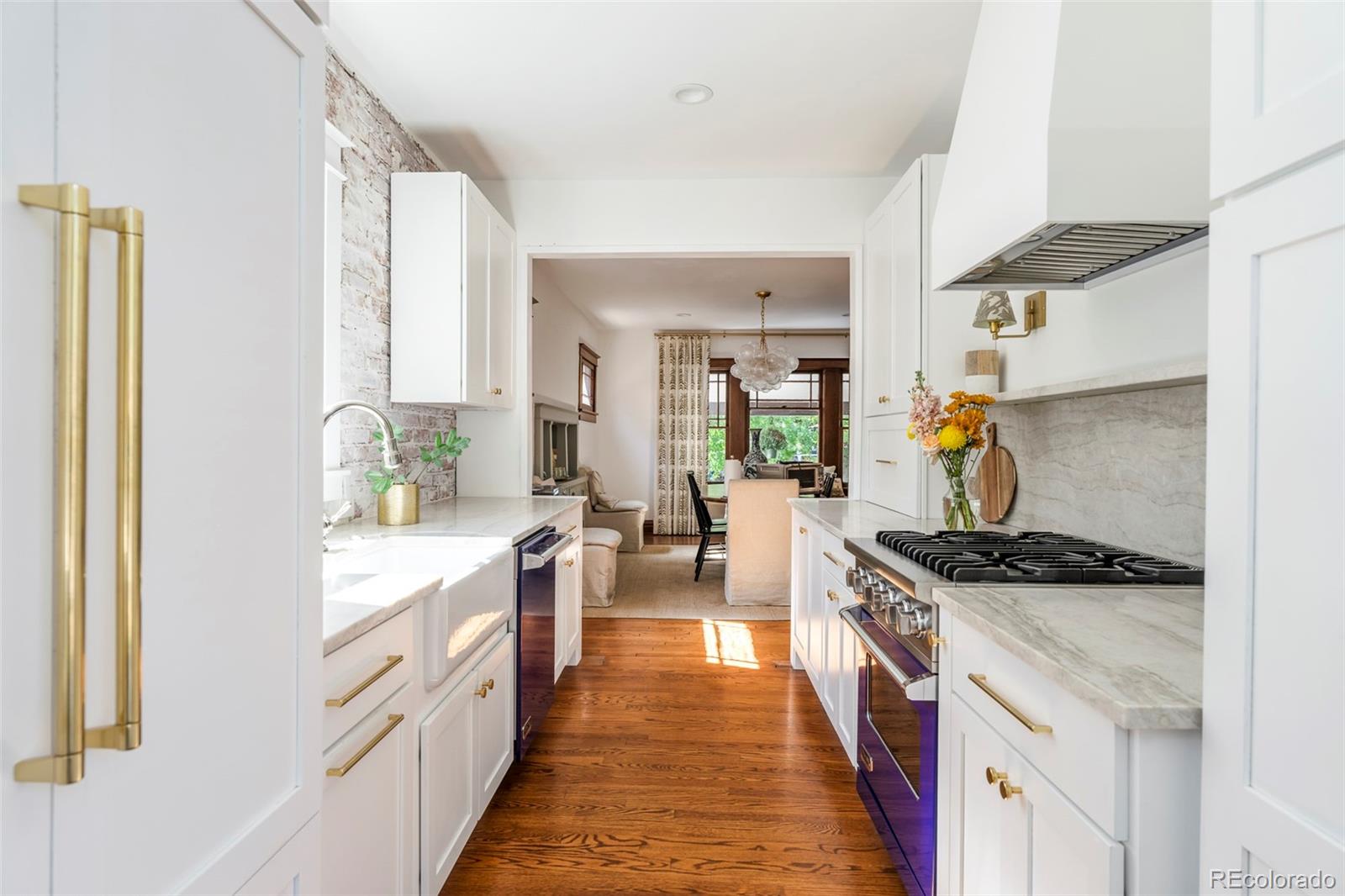 MLS Image #14 for 1580  dahlia street,denver, Colorado
