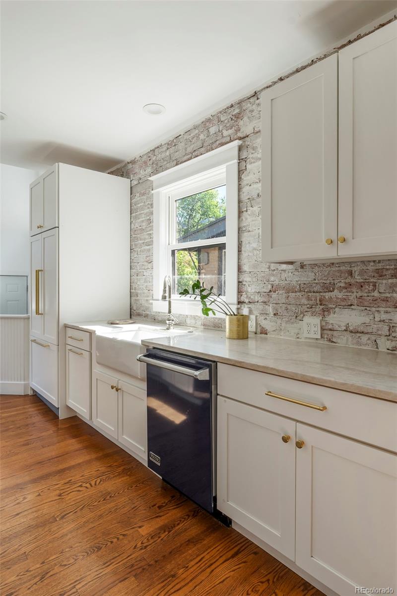 MLS Image #17 for 1580  dahlia street,denver, Colorado