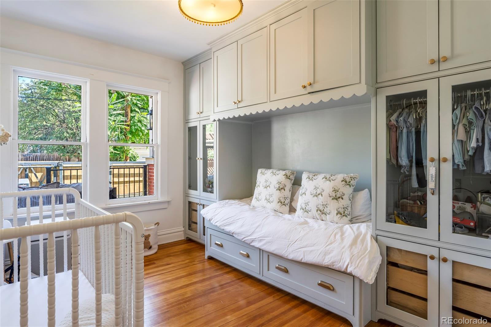 MLS Image #26 for 1580  dahlia street,denver, Colorado
