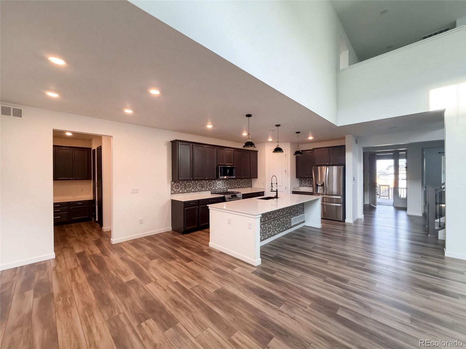 MLS Image #8 for 593  columbia street,johnstown, Colorado