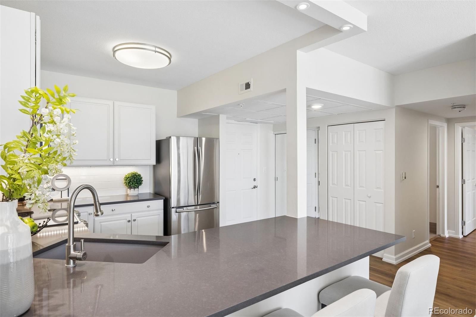 MLS Image #9 for 335  detroit street 303,denver, Colorado