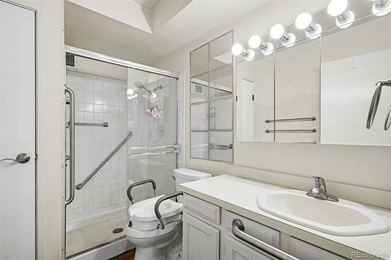 MLS Image #14 for 3082 s wheeling way 306,aurora, Colorado