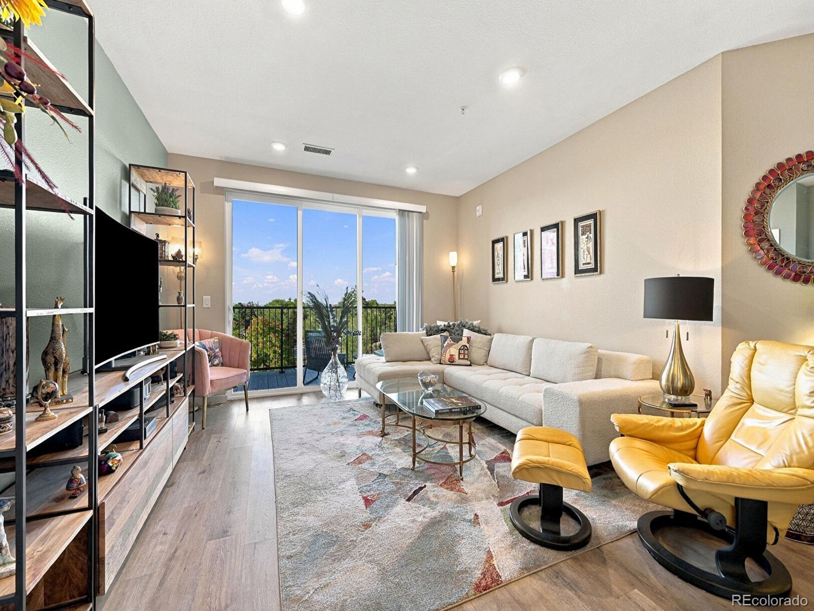 MLS Image #9 for 420 e fremont place,littleton, Colorado