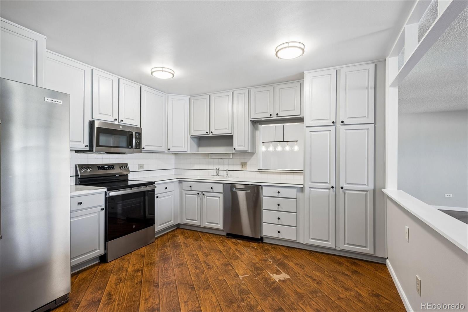 MLS Image #3 for 665 s alton way 9c,denver, Colorado