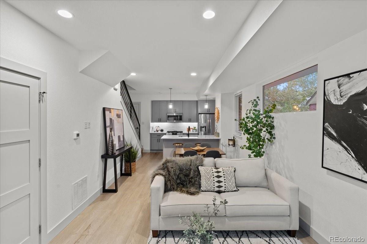 MLS Image #10 for 1437  xavier street,denver, Colorado