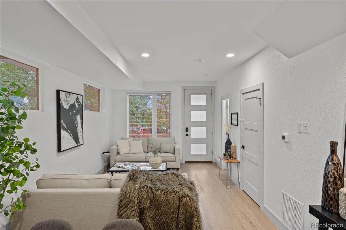 MLS Image #8 for 1437  xavier street,denver, Colorado