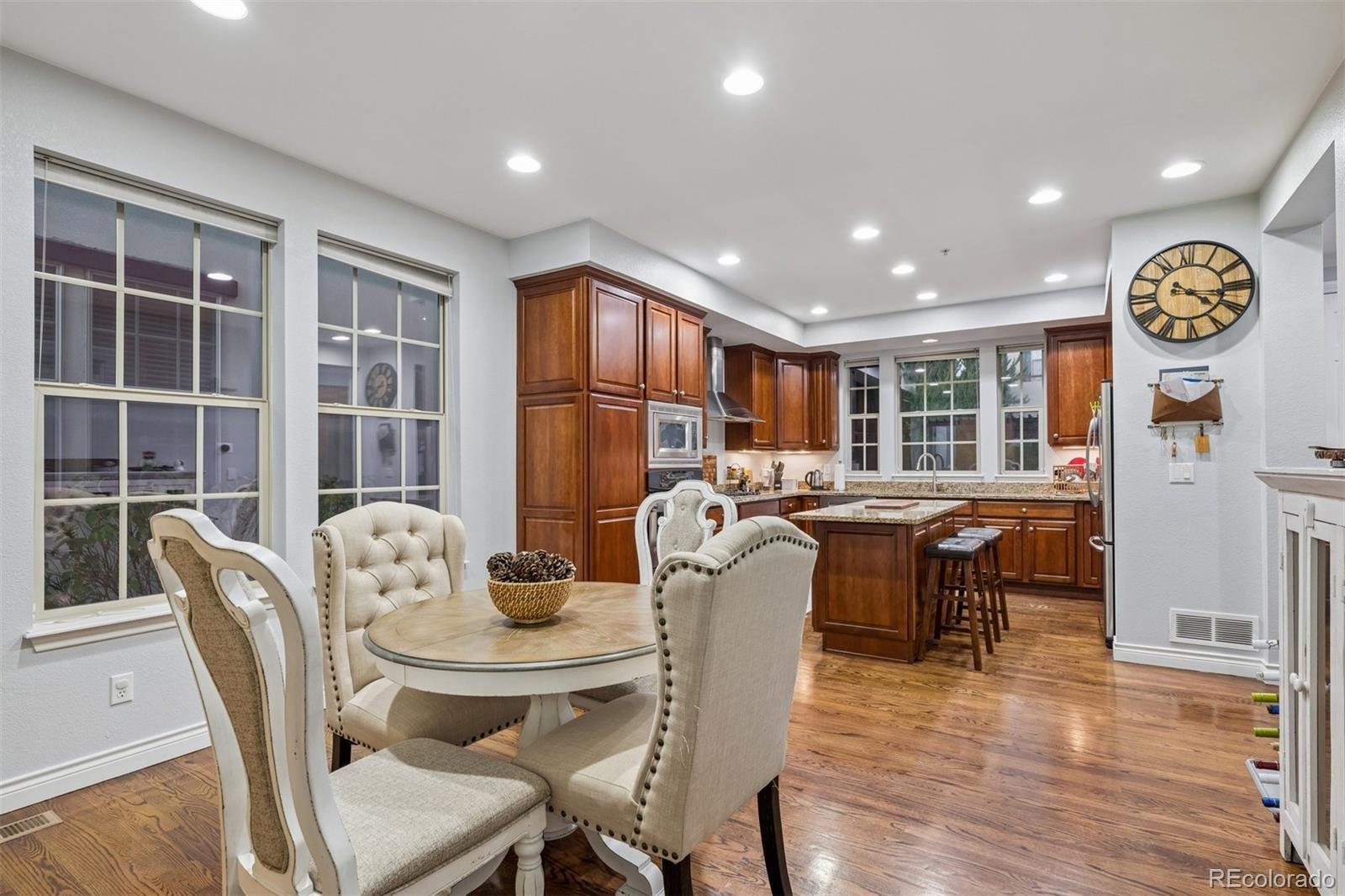MLS Image #7 for 9135 e 29th place,denver, Colorado