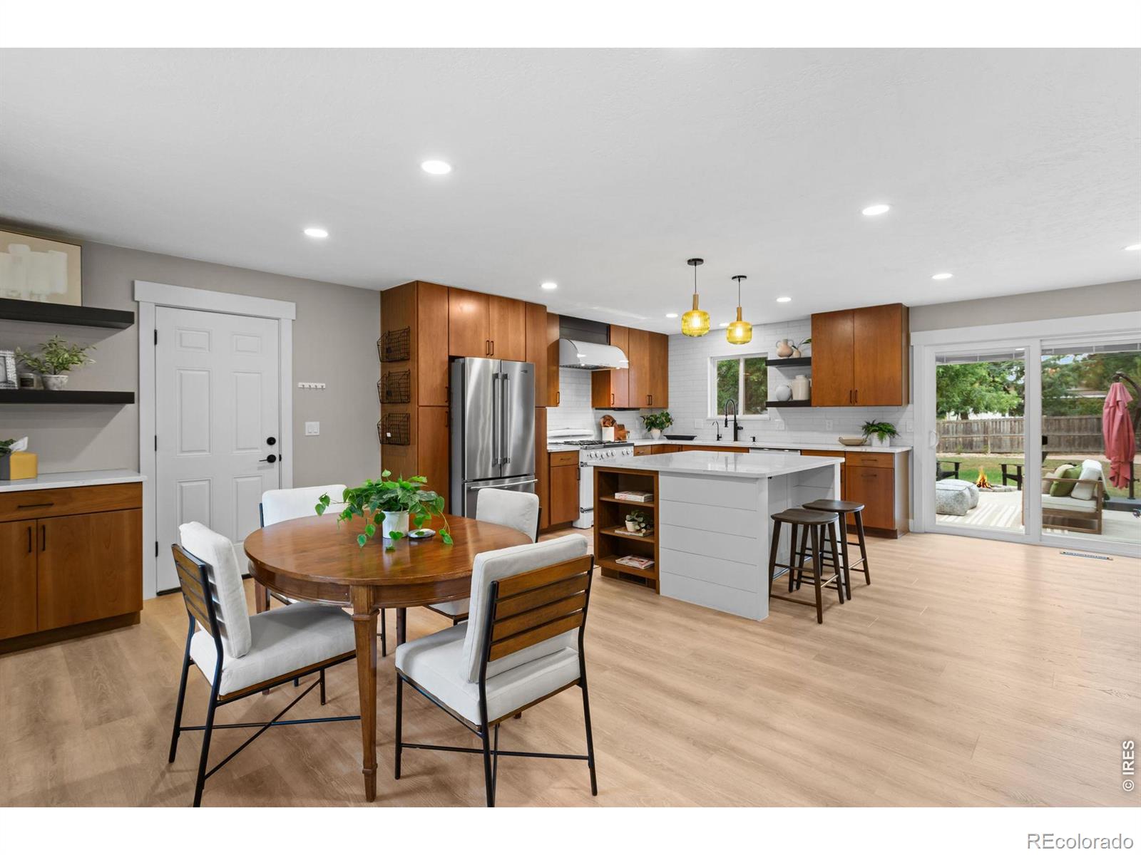 MLS Image #2 for 304 w 52nd street,loveland, Colorado