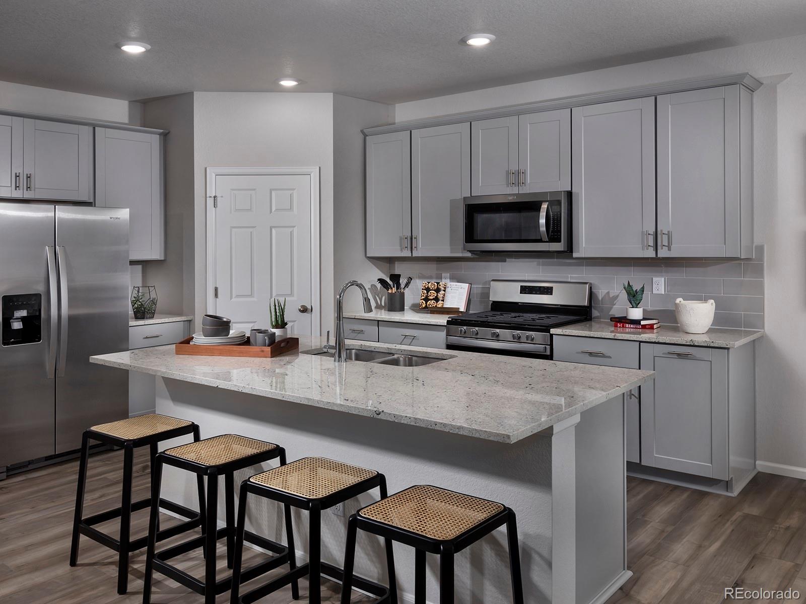 MLS Image #5 for 9229  sedalia street,commerce city, Colorado