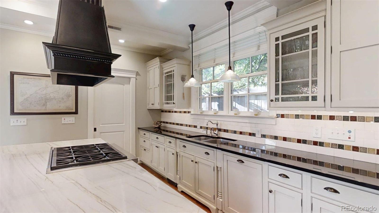 MLS Image #10 for 1811  bellaire street,denver, Colorado