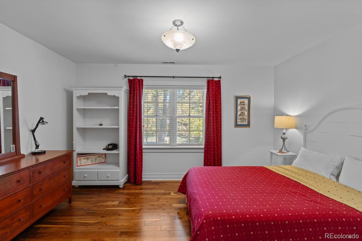 MLS Image #27 for 1811  bellaire street,denver, Colorado