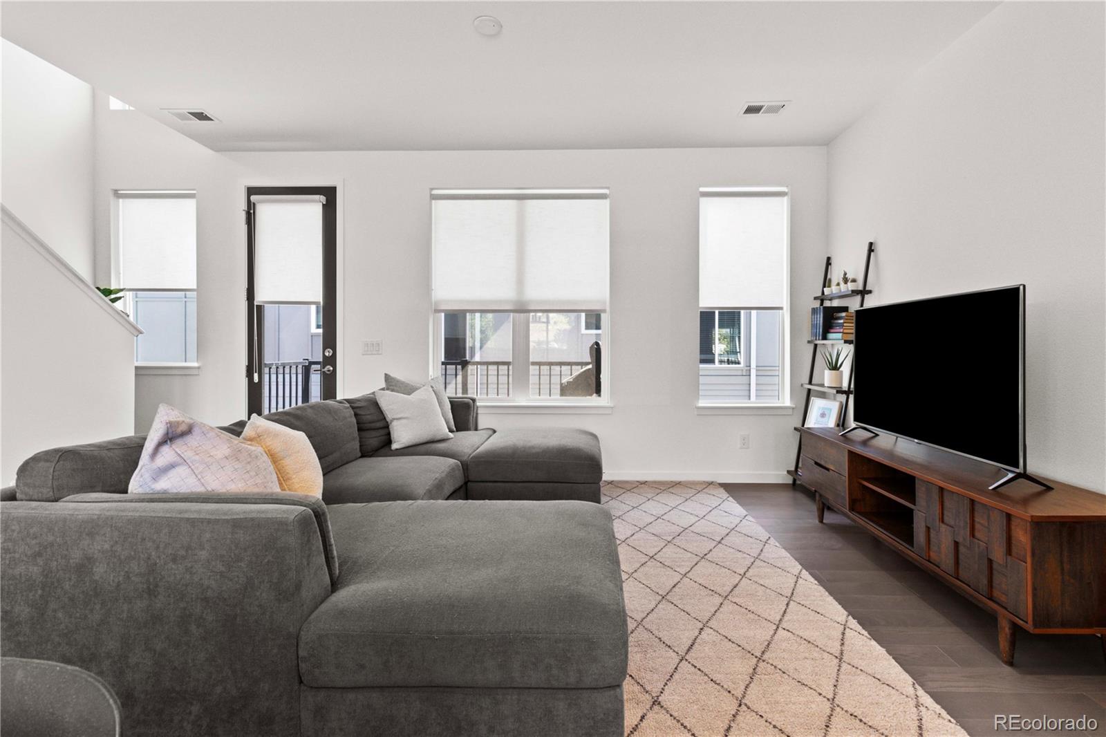 MLS Image #11 for 8711 e hampden avenue,denver, Colorado