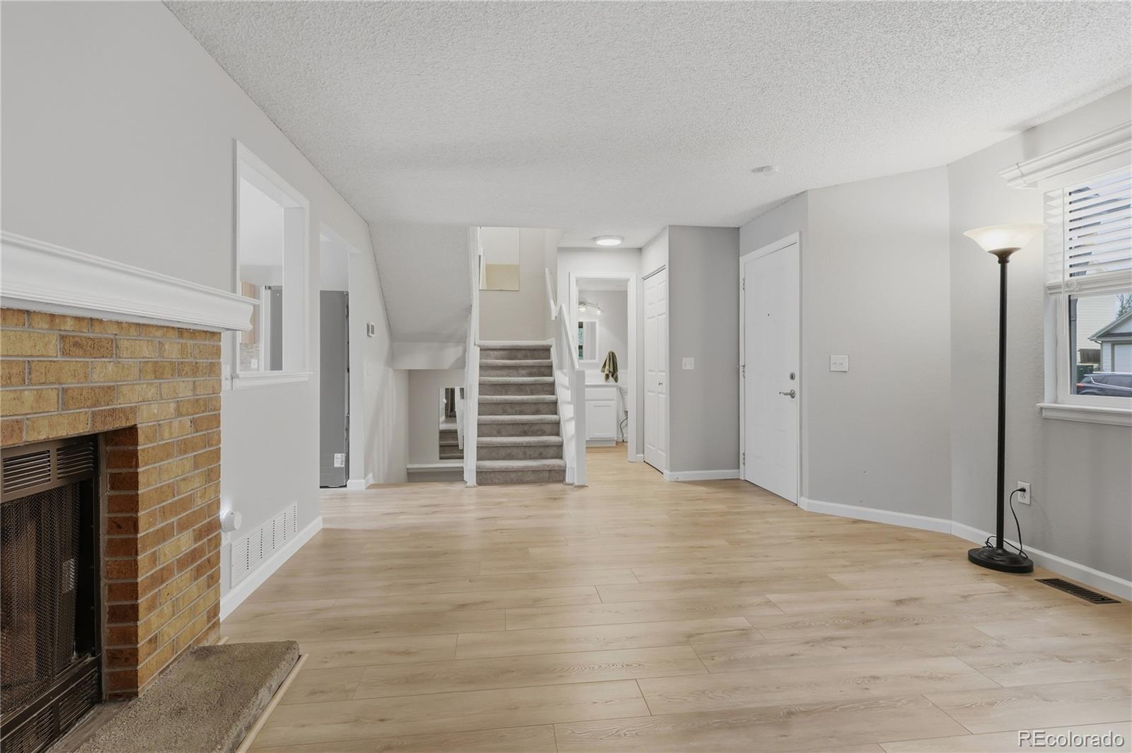 MLS Image #11 for 5016 s ventura street,aurora, Colorado