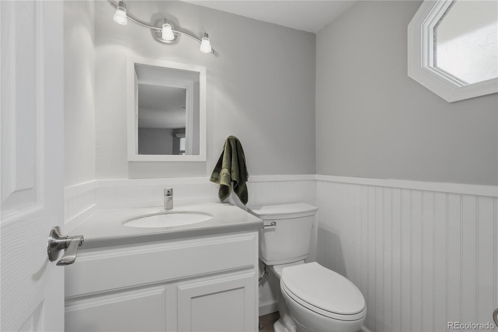 MLS Image #12 for 5016 s ventura street,aurora, Colorado